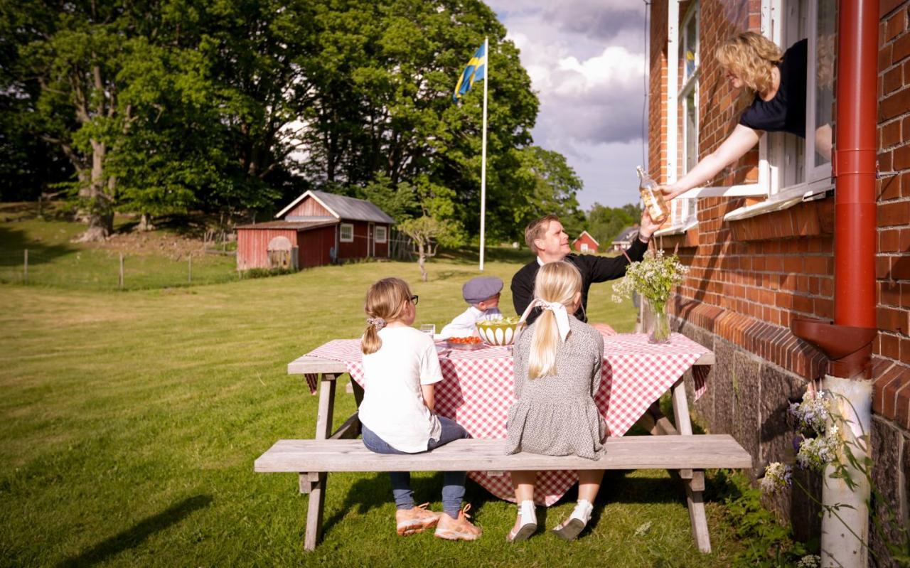 Pensionat Soederasen Ljungbyhed Buitenkant foto